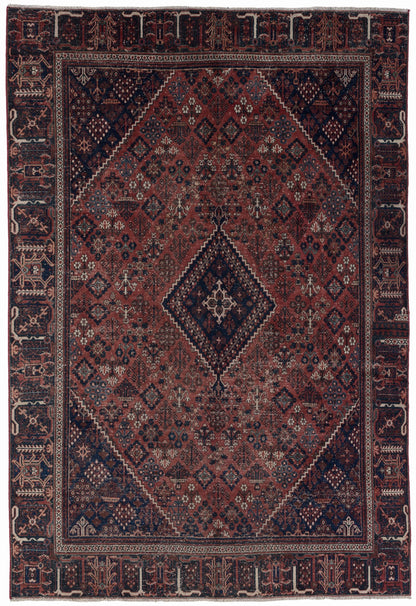 9046 - 7'9" x 10'11"