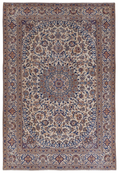 9003 - 7'9" x 11'10"