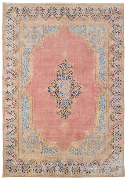 9033 - 9'8" x 13'11"